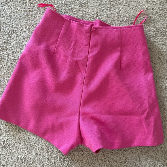 ♥️ Pearl Detail Pink Dress Shorts - Picture 5 of 8